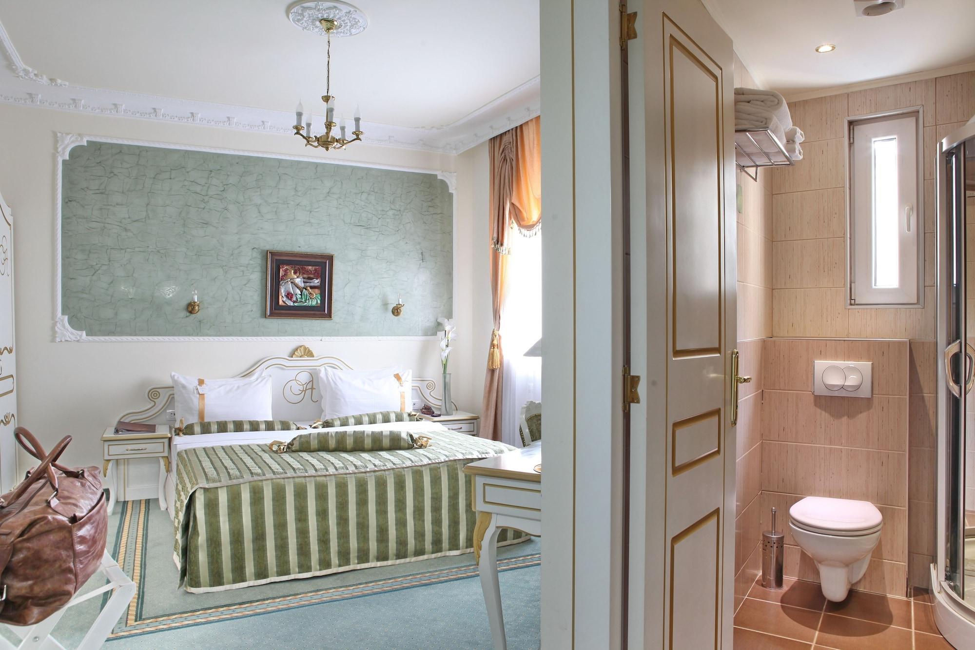Queen'S Astoria Design Hotel Belgrade Luaran gambar