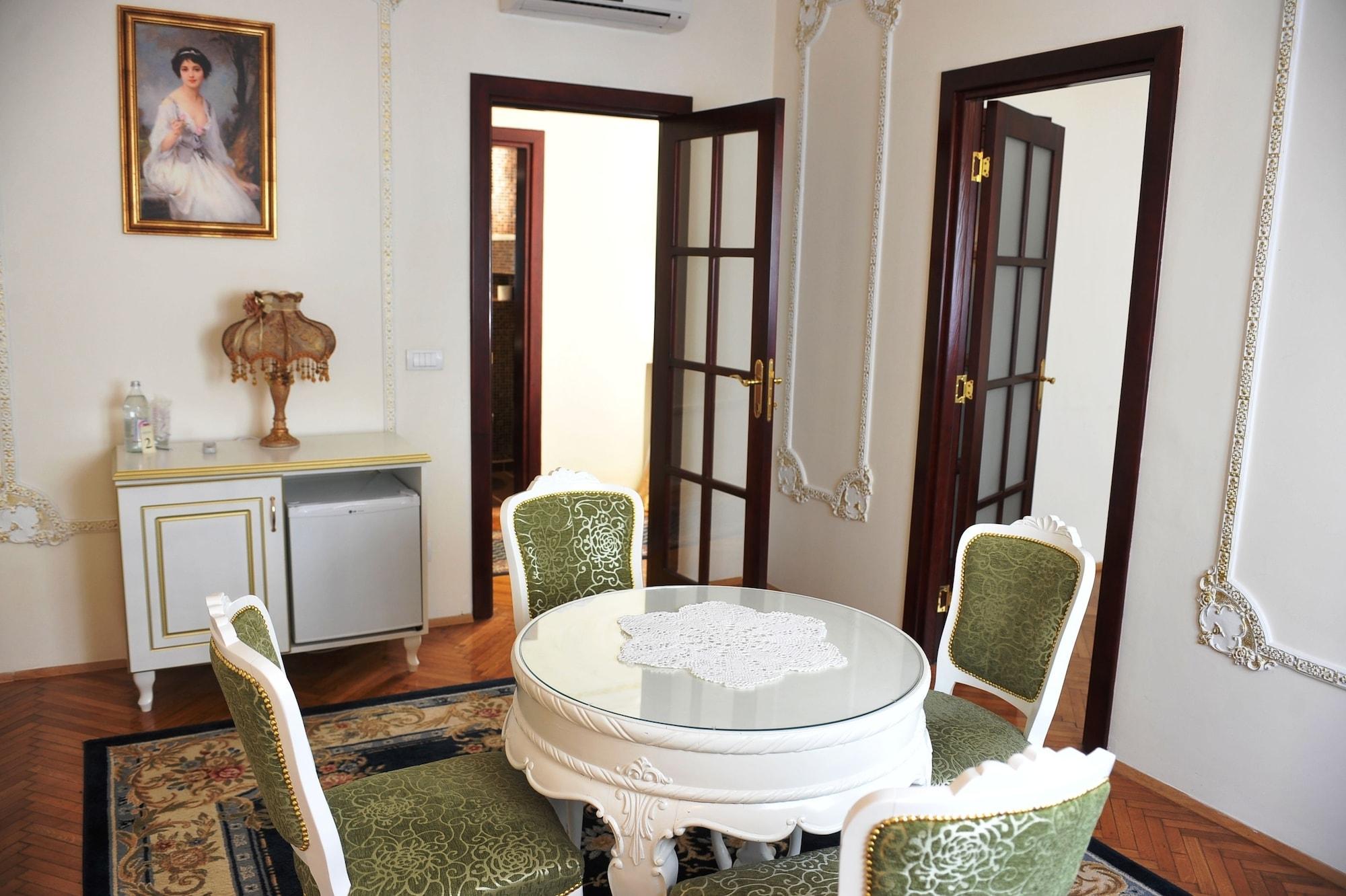 Queen'S Astoria Design Hotel Belgrade Luaran gambar