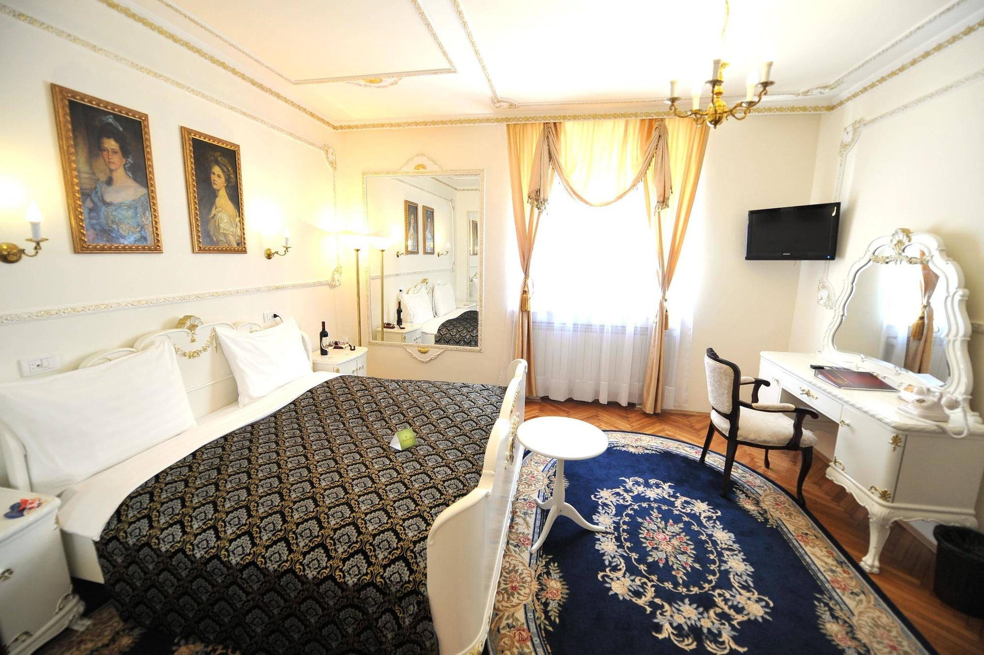 Queen'S Astoria Design Hotel Belgrade Luaran gambar