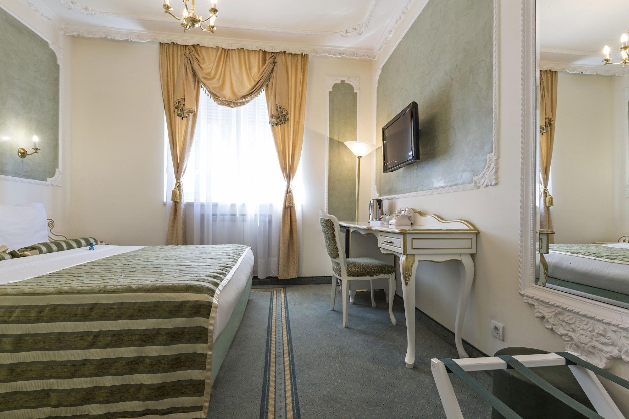 Queen'S Astoria Design Hotel Belgrade Luaran gambar