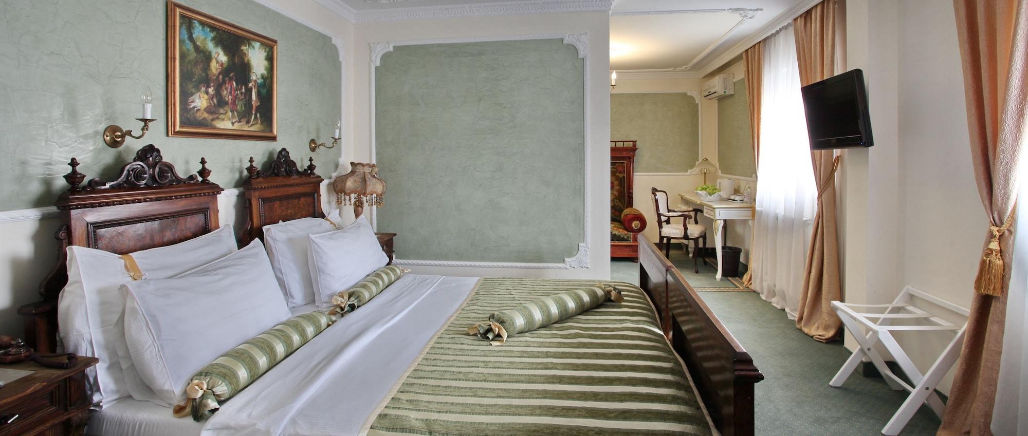 Queen'S Astoria Design Hotel Belgrade Luaran gambar