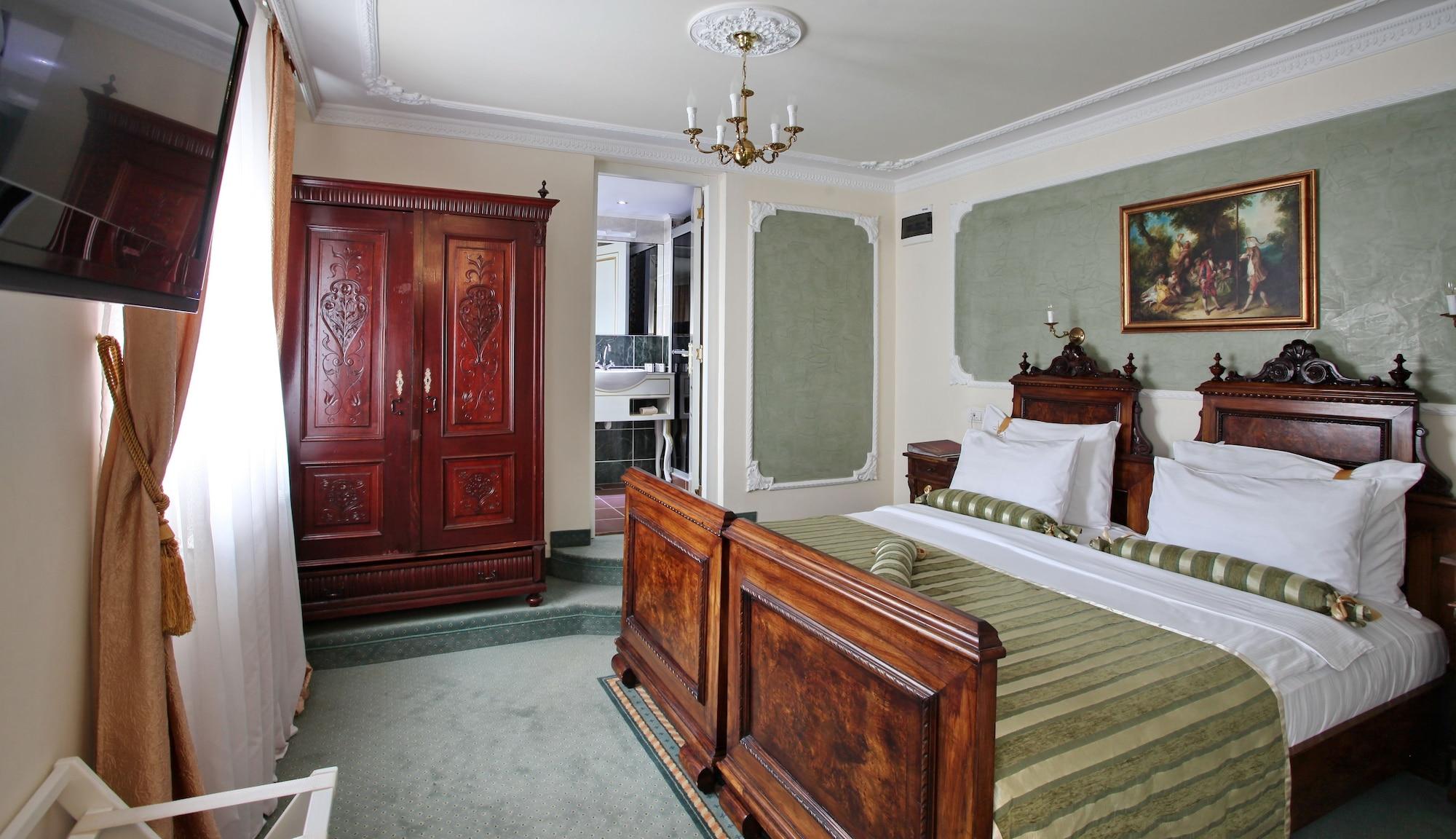 Queen'S Astoria Design Hotel Belgrade Luaran gambar