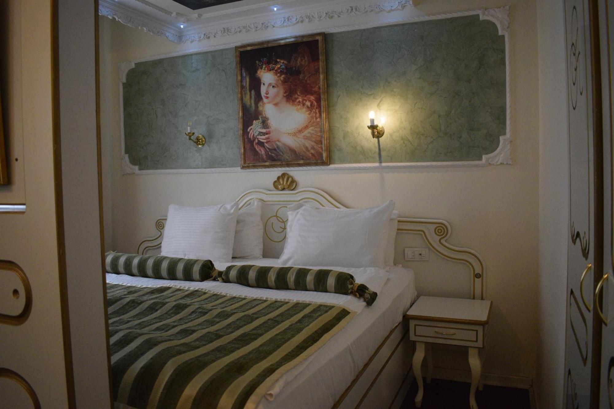 Queen'S Astoria Design Hotel Belgrade Bilik gambar