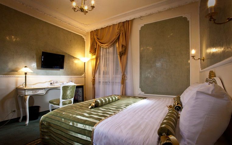 Queen'S Astoria Design Hotel Belgrade Luaran gambar