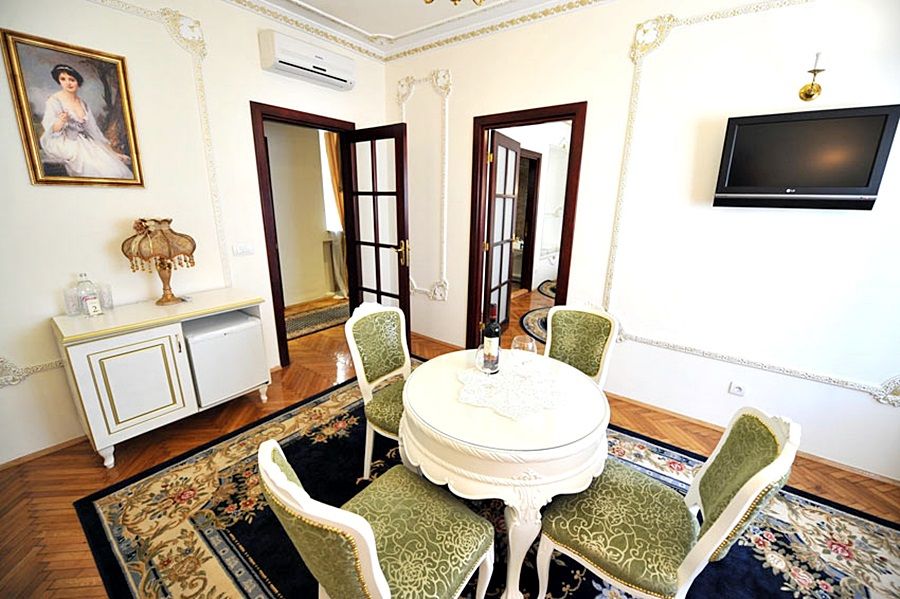 Queen'S Astoria Design Hotel Belgrade Luaran gambar
